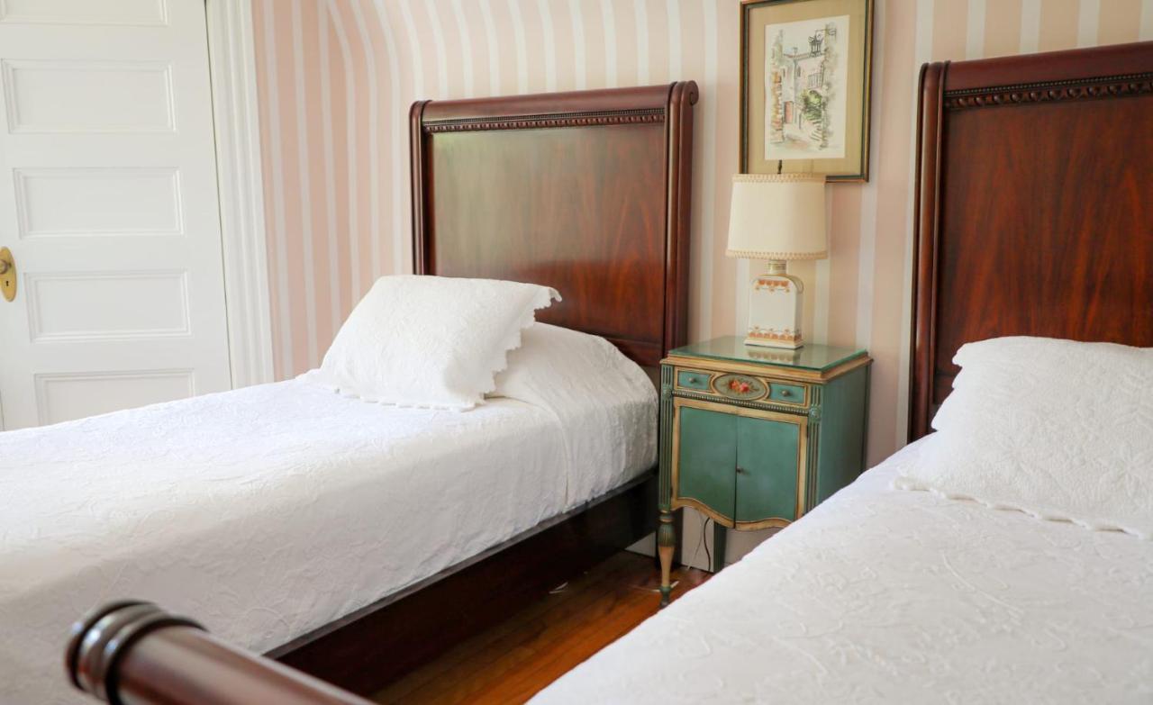 The Belmont Inn Кэмден Экстерьер фото
