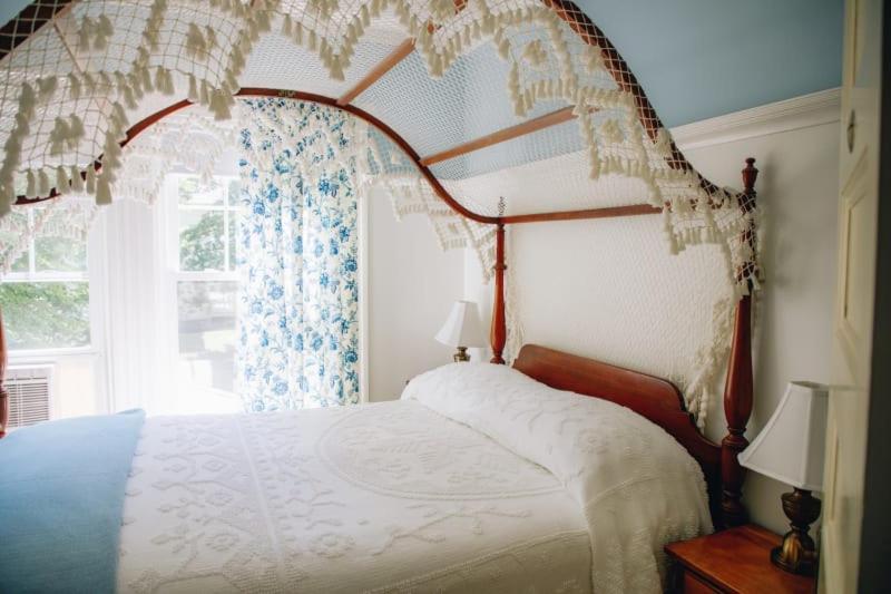 The Belmont Inn Кэмден Экстерьер фото